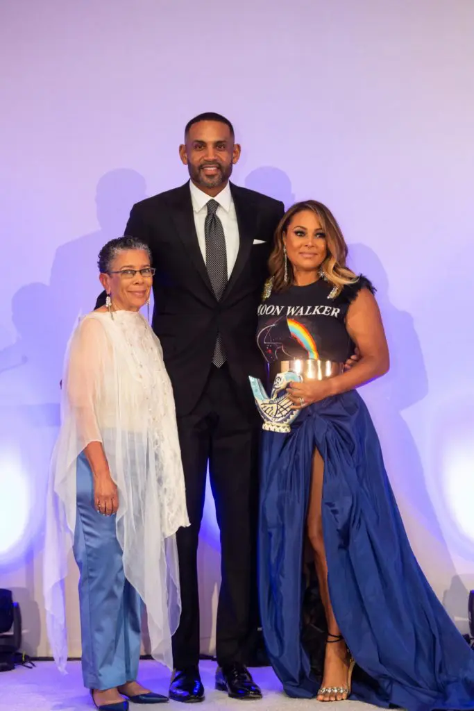 NBA Legend, His Music Star Wife and Fabulous Fashions Make This Houston Night Unforgettable: It’s a Major Texas Southern Moment