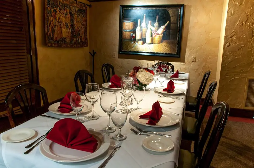 At Post Oak Grill, ambience is everything. 