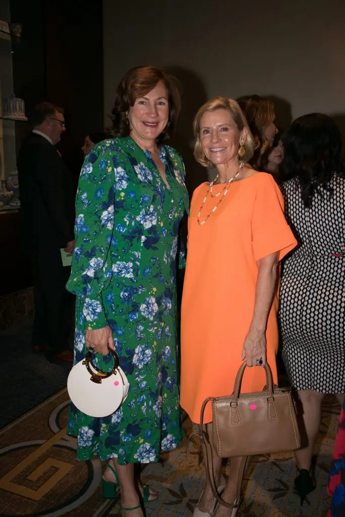 Tucker Enthoven, Nancy Perot