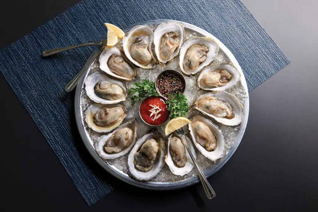 You can definitely expect hearty  meals from The Oceanaire Seafood Room. 