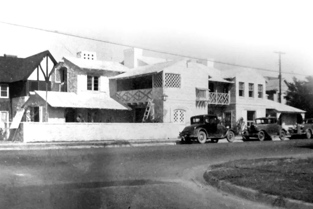 The University Blvd. duplex under construction, circa 1937. Photo courtesy Willis Winters