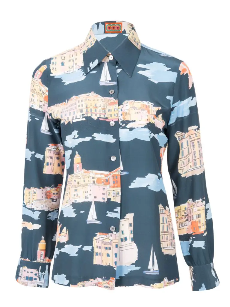 The prints of the collection are an homage to the St Tropez landscape.