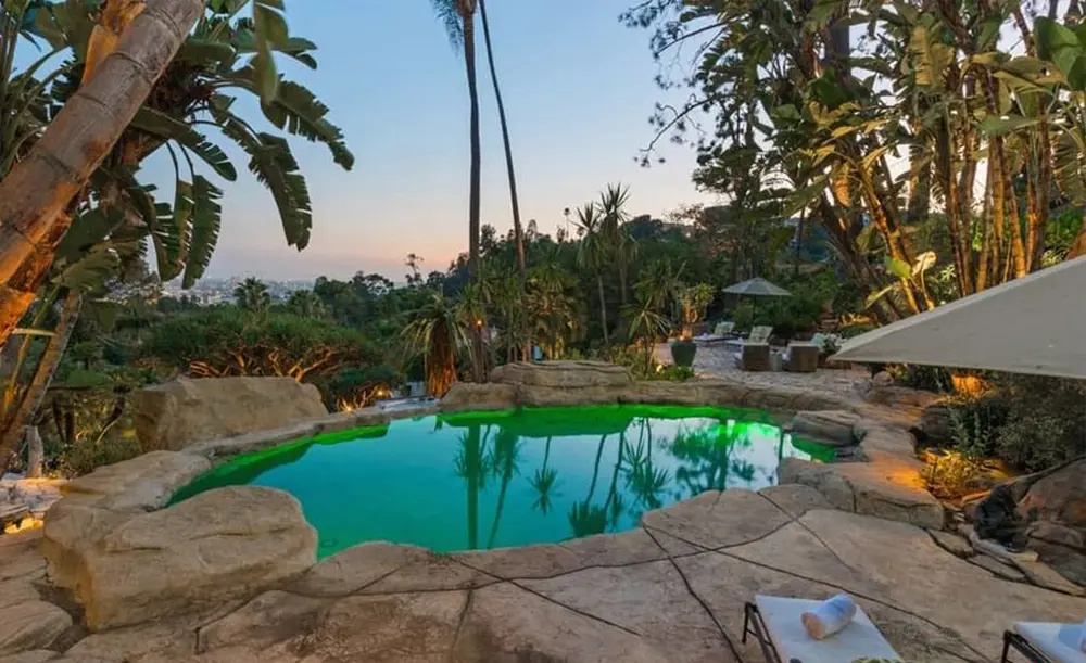 Lagoons are even more peaceful than spa-style pools. 