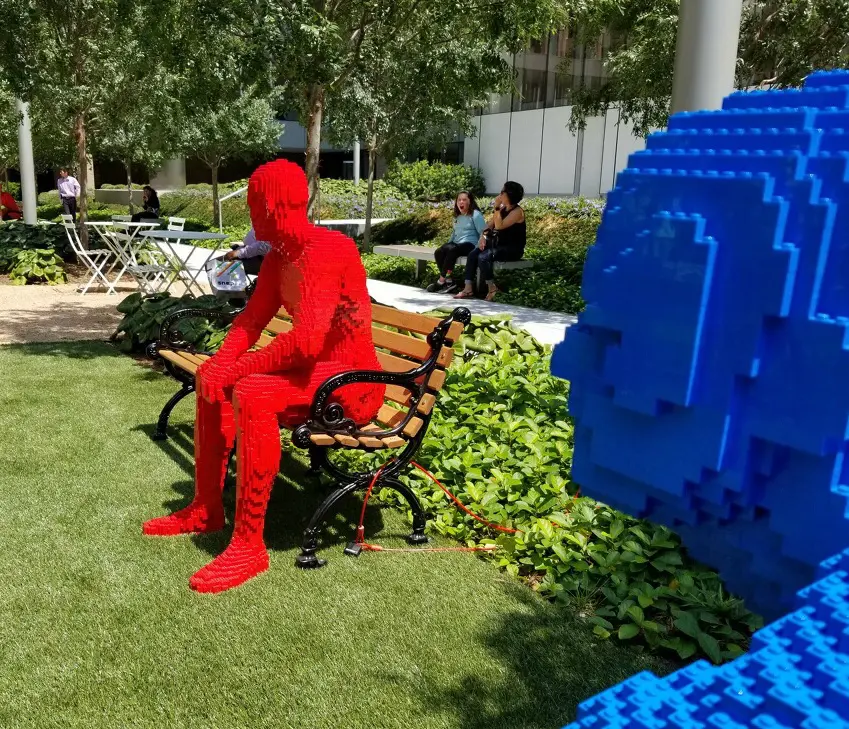 Each LEGO man was based on the artist's body. 