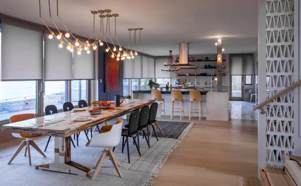 This spectacular New York home uses the R Series Shading System.