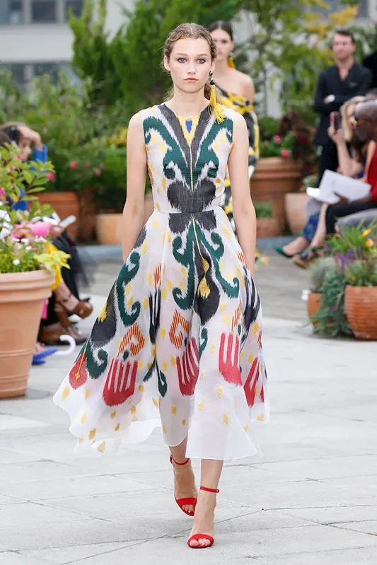 Oscar de la Renta spring summer 19 at New York Fashion Week.