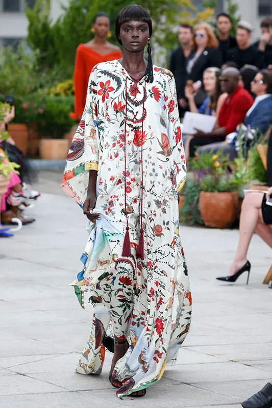 Oscar de la Renta spring summer 19 at New York Fashion Week.