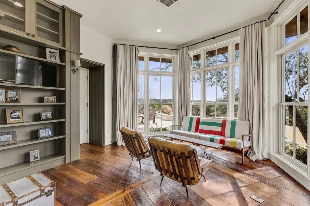 Floor-to-ceiling windows allow for glorious views. 