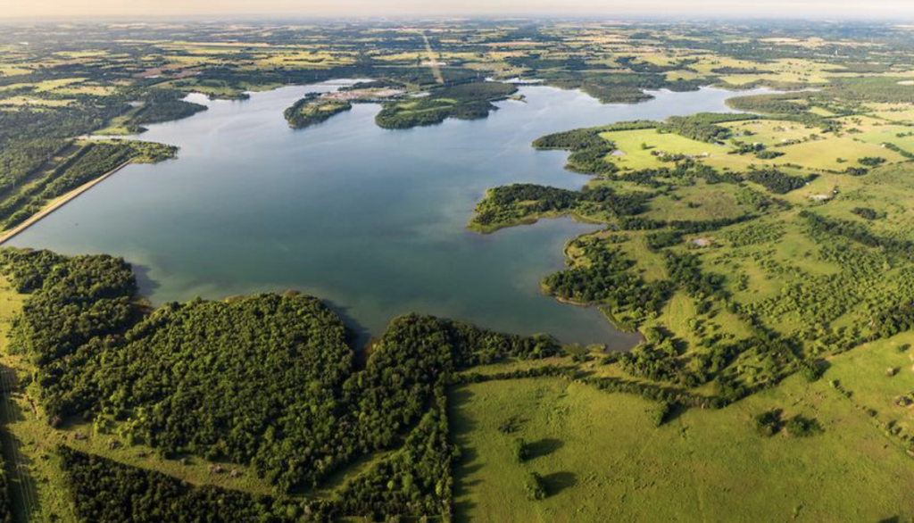 Valley Lake Ranch offers nearly 1,100 surface acres of pristine private lake. 