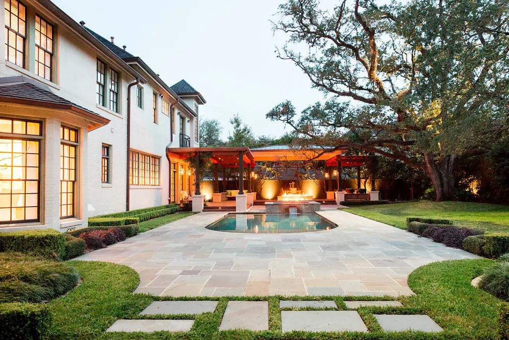 In addition to design and construction, Lanson B. Jones & Co. offers ongoing maintenance including application for disease, pest control, minor adjustments and updates, irrigation installation and repair, and seasonal color.
