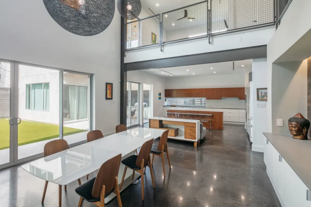 2171 University, Intexure Architects