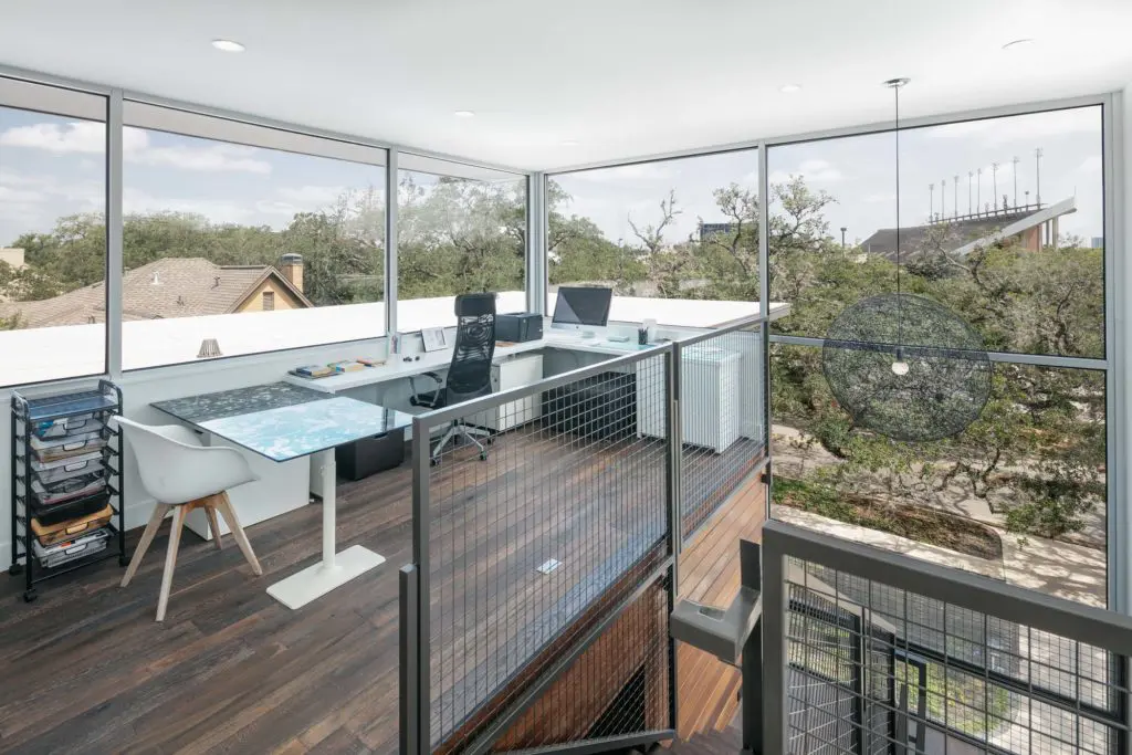 2171 University, Intexure Architects