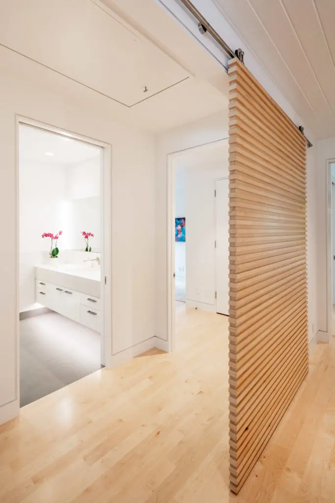8725 Banzer, RD Architecture