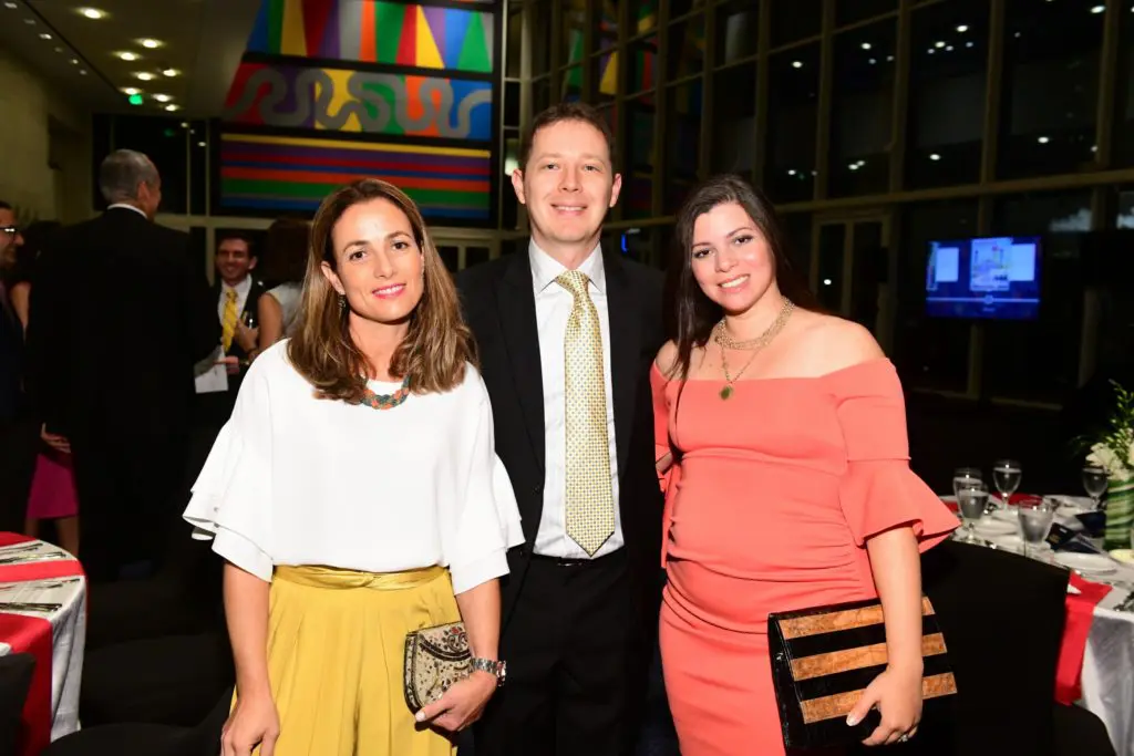 The Hobby Center Takes on a Latin Flavor in a High-Energy Night: Salsa Dancing for a Cause