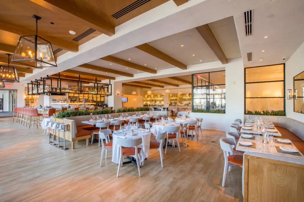 Houston's Fig and Olive knows brunch — and a sweet setting. (Photo by Shannon O’Hara.)