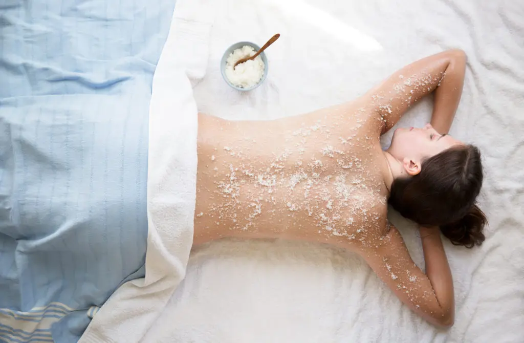 Hiatus signatures include the signature massage, tailor-made facial, one and only mani-pedi, body glow and body wrap.  (Photo by Molly Culver )