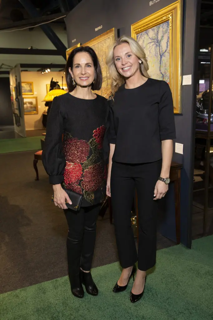 Ann Wolf, Ashley Holden