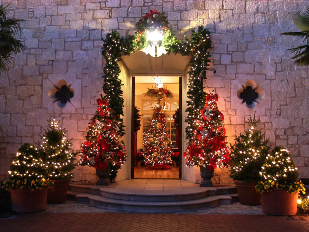 It's looking a lot like Christmas at the Dallas Arboretum.