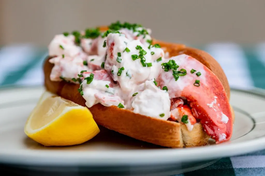 B.B. Lemon serves an authentic lobster roll. 
