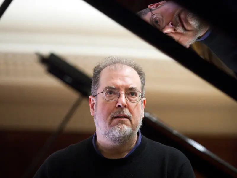 Garrick Ohlsson plays Beeethoven in one of the Symphony's premier programs this holiday season.