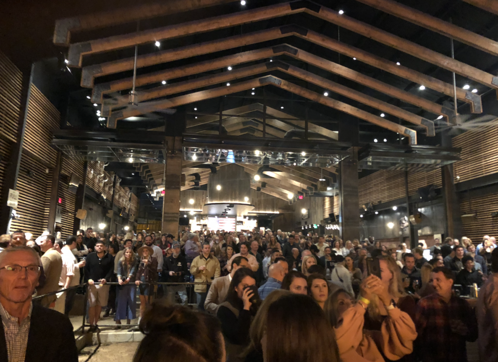 The Rustic features free live music seven days a week. 