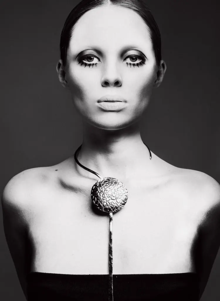 Penelope Tree, who ushered in the waifish look, was discovered by Diana Vreeland at Truman Capote’s Black and White Ball, 1966.