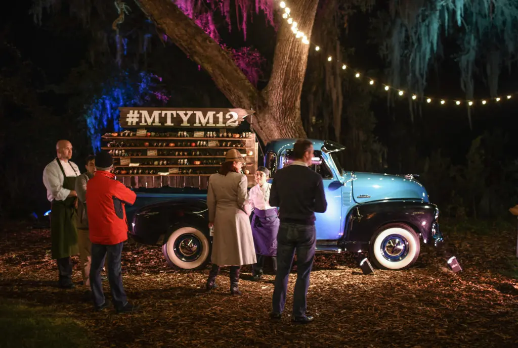 A dessert taco truck was the hit of the opening night food truck event. (Photo by Bonjwing Lee)