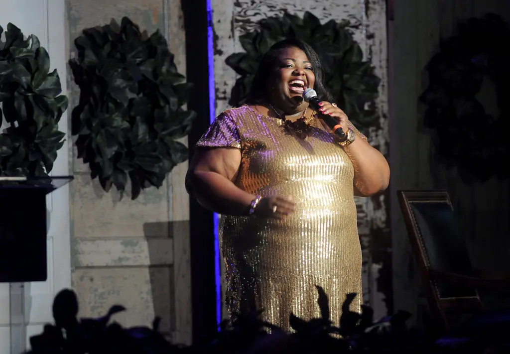 Mon'Sher Spencer '08 sings during the HBU Spirit of Excellence Gala at The Post Oak Hotel Thursday Nov. 1,2018. (Dave Rossman photo)