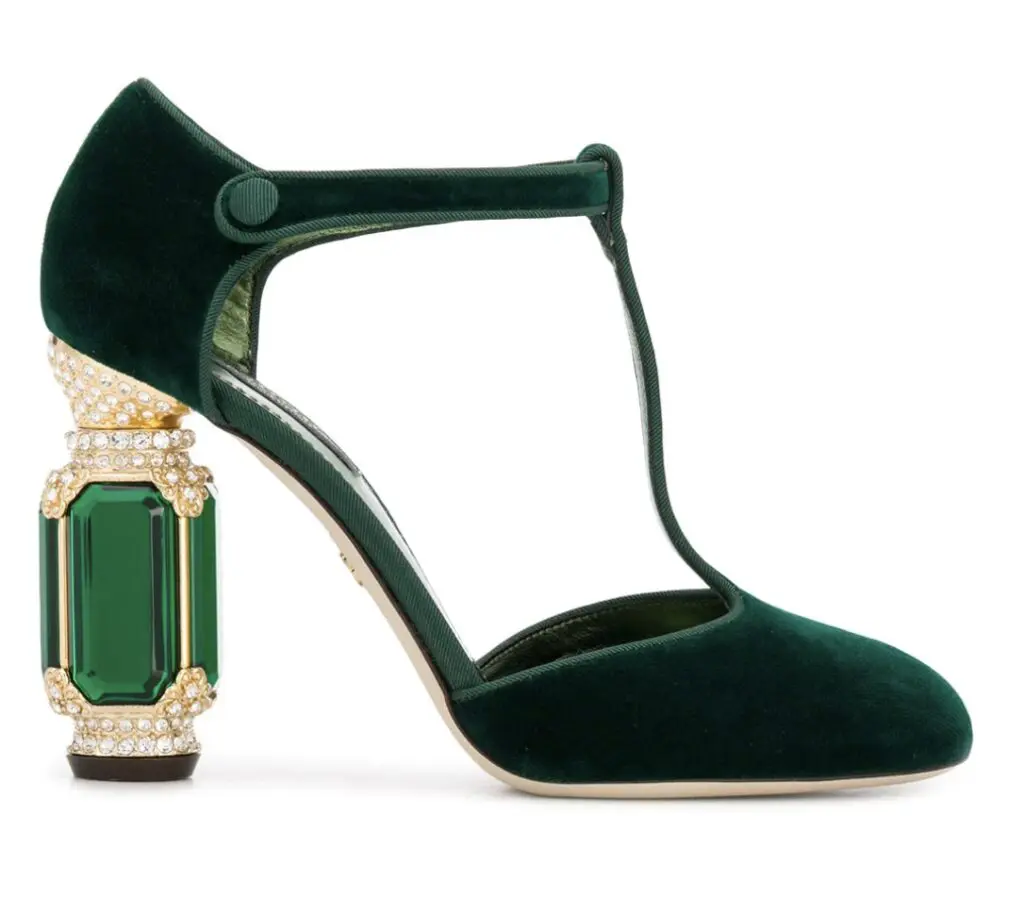 Extravagant Gifts for Extravagant People: 15 Presents for the Chicest Person in Your Life