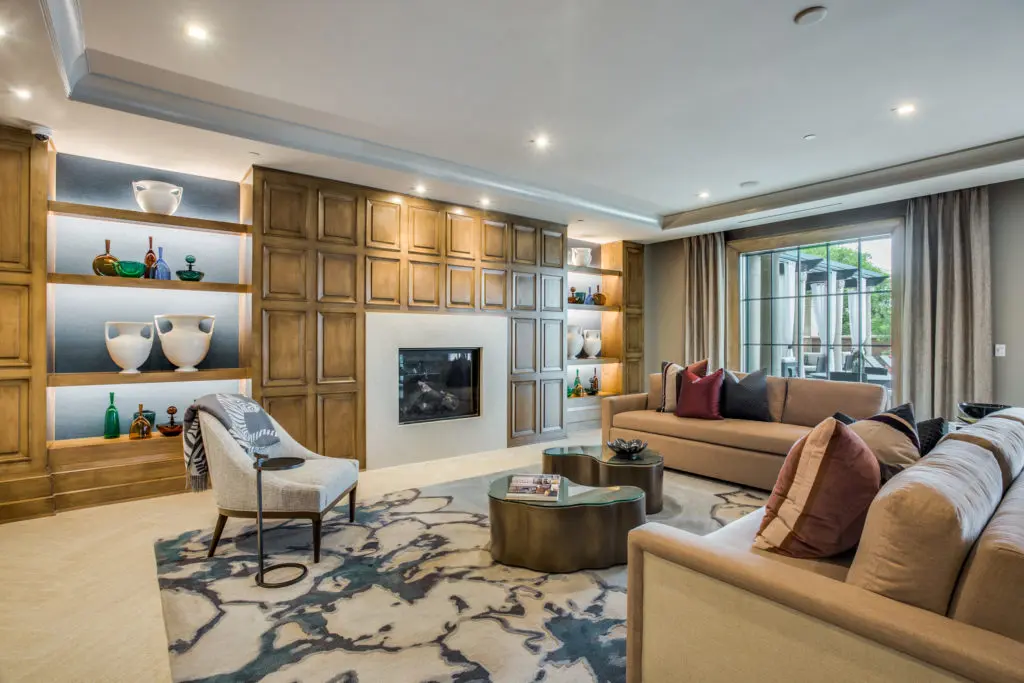 The McKenzie has lounges and private studies for residents to relax in.
