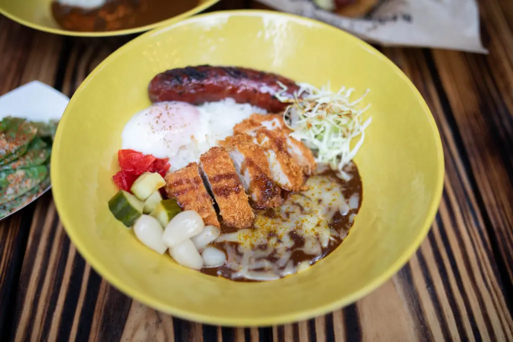 Doomo Alley-Gato's Kitchen Sink Curry shows this Austin restaurant's creativity.
