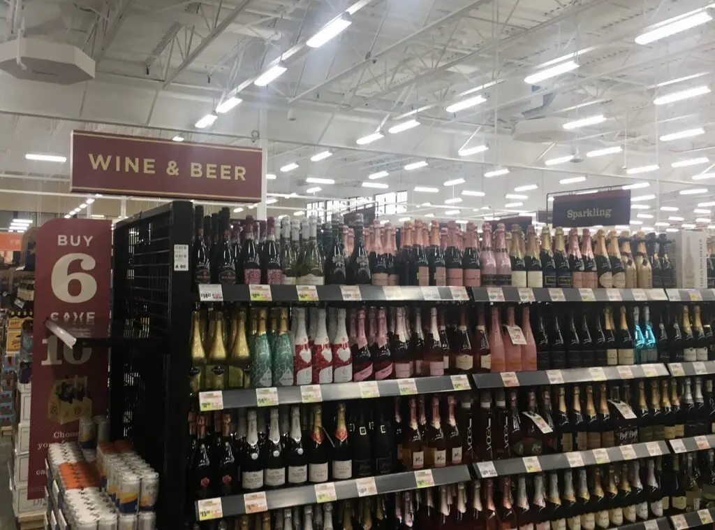 At last, a grocery store in the area with alcohol. 