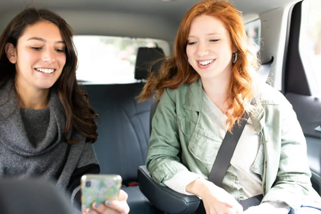 Customers have the option to mute their driver so they can focus on their own ride experience. 