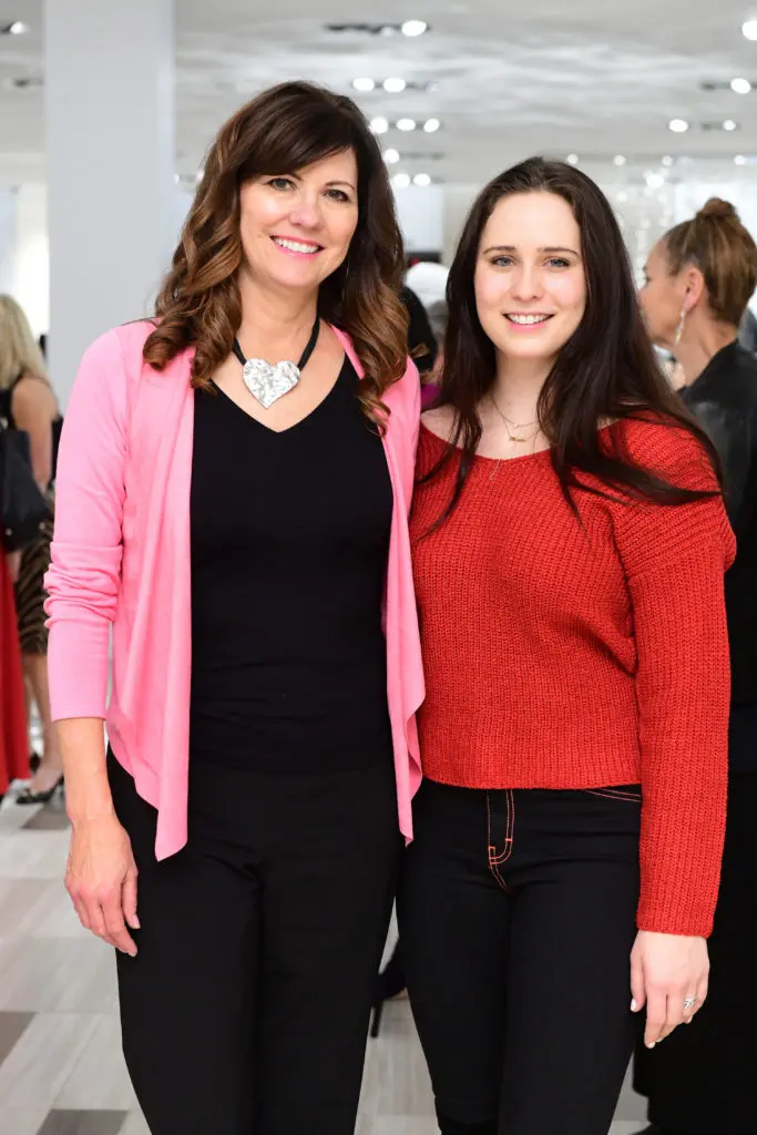 Angie Roberts, Colleen Phillips  (Photo by Daniel Ortiz)