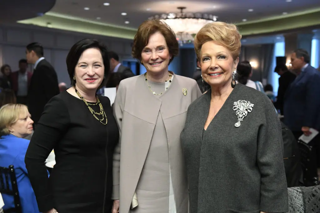 Ann Neeson, Bobbie Nau, Philamena Baird  at El Centro  de Corazón luncheon (Photo by Daniel Ortiz)