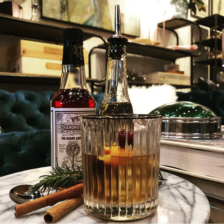 Austin's Jules Design Bar takes drinking and interior design seriously.