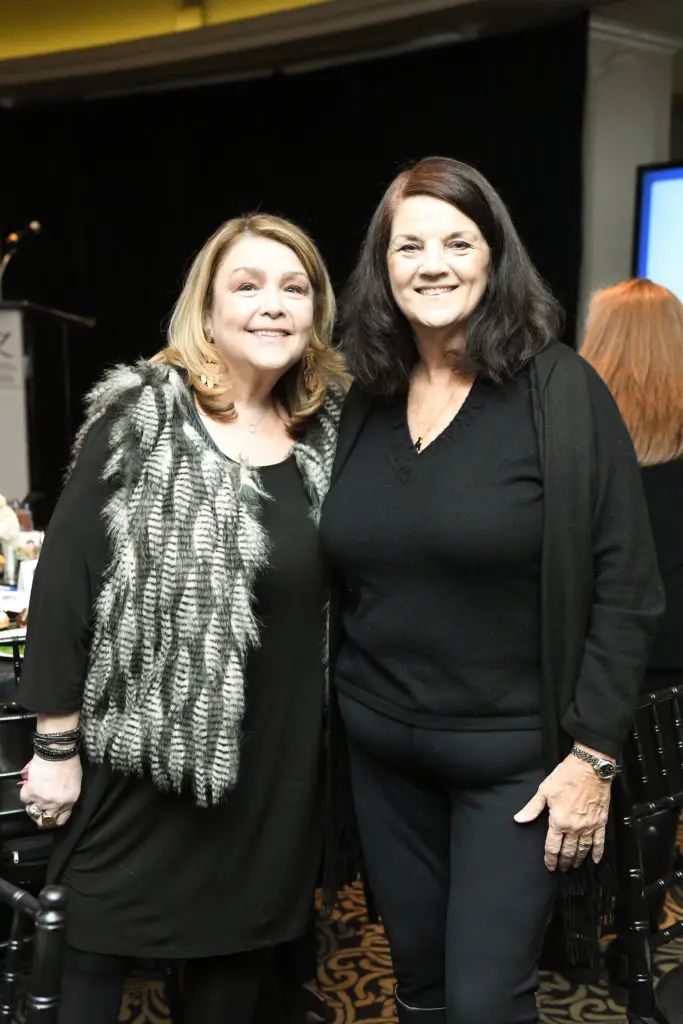  Marilu Garza and Peggie Kohnert at El Centro  de Corazón luncheon (Photo by Daniel Ortiz)