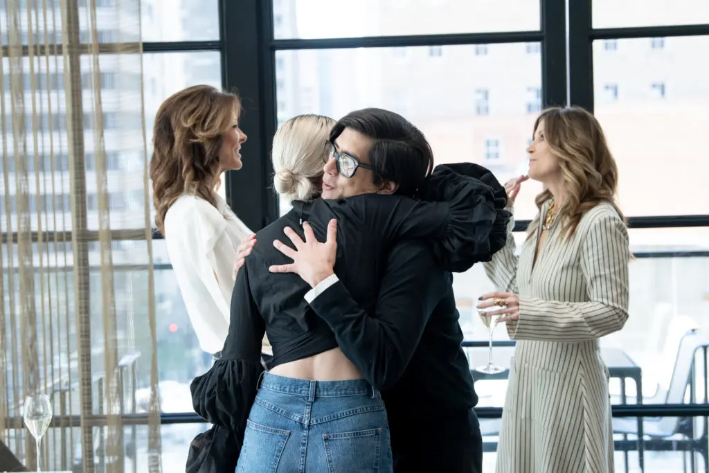 Getting a hug from Kristen Cole (Photo by Photographer: Bruno, Snap The Picture)