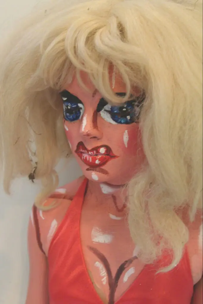 Thedra Culler-Ledford's "Sian," 2018. Estimated value $700.