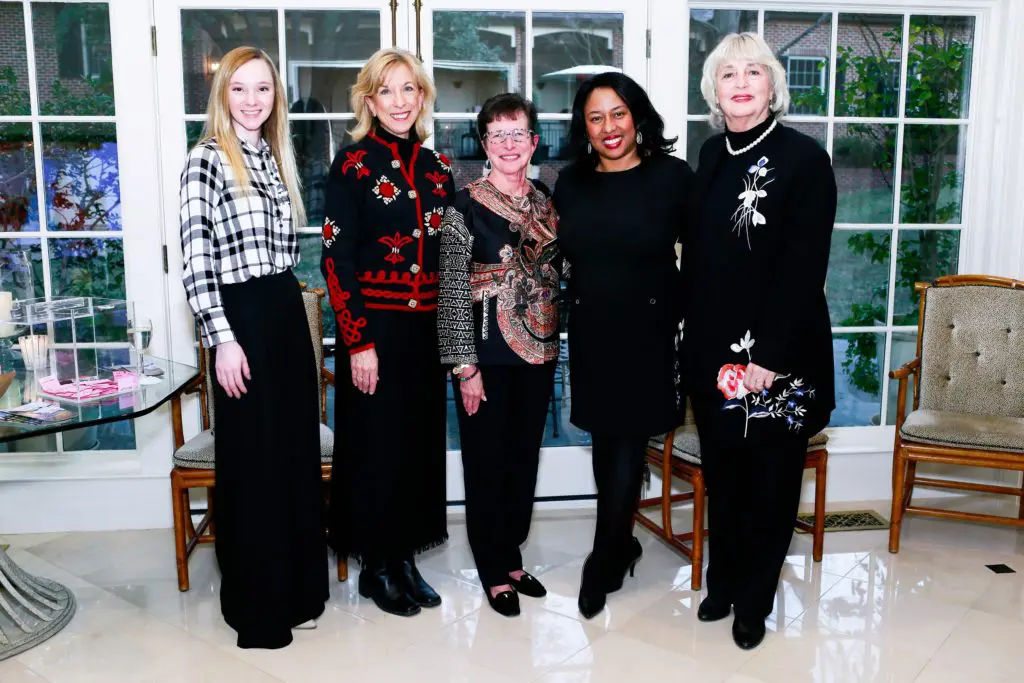 CJ Bankhead, Christine Volkmer, Diane Brierley, Margo Stoglin, Lili Kellogg (Photo by Bob Manzano)