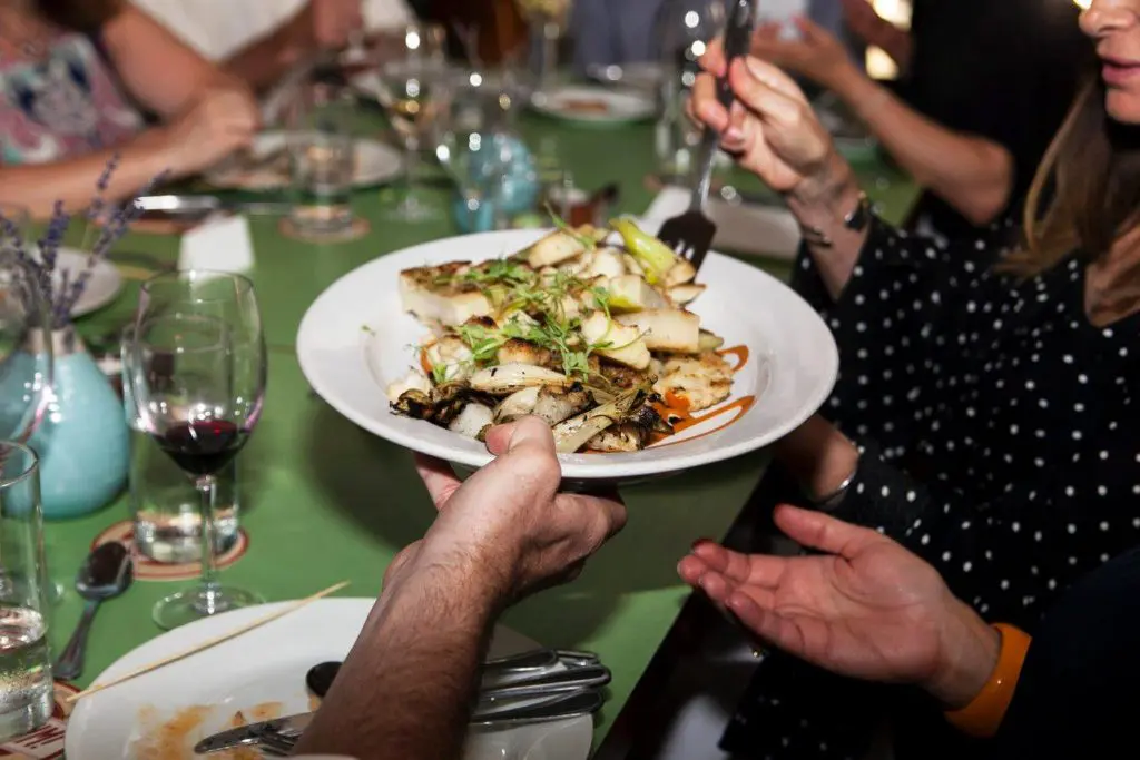 Family-style dinner from Chefs For Paws 2018 (Photo by Michelle Marlette)