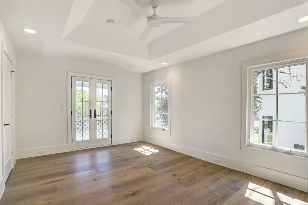A secondary bedroom.