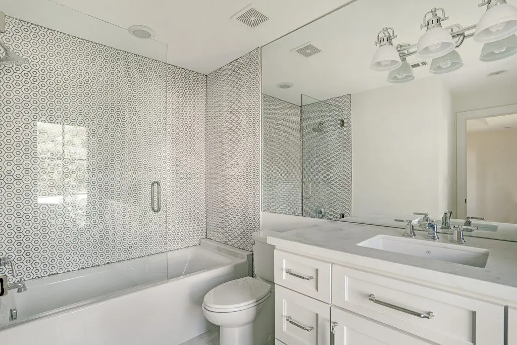 A secondary bath.
