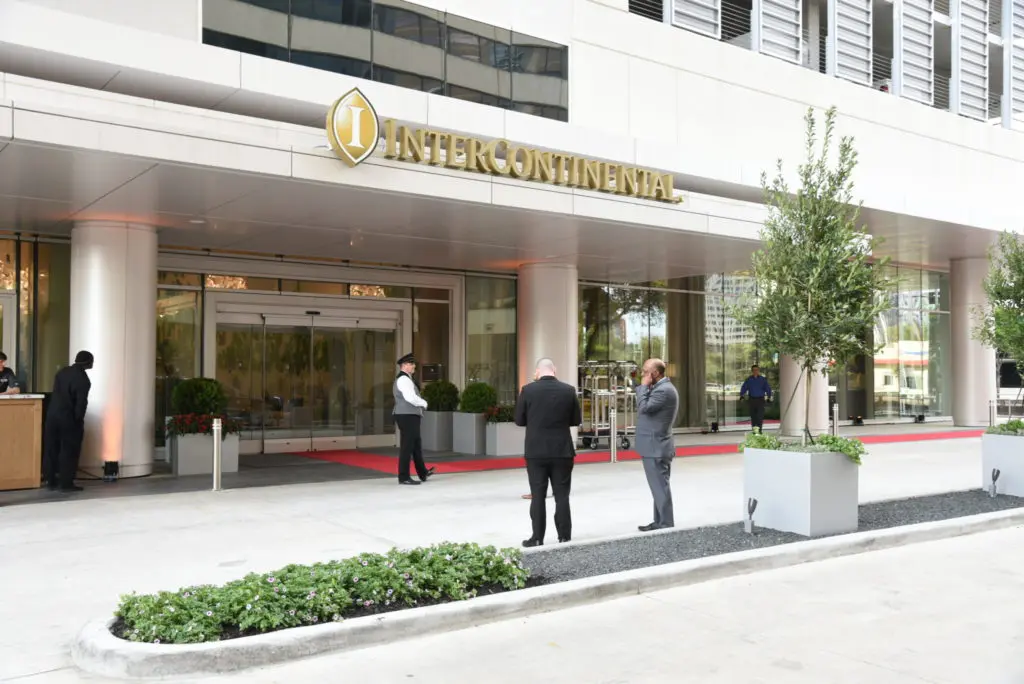 The InterContinental Houston Medical Center opens it doors with a gala party.  (Photo by Alexander's Fine Portrait Design)
