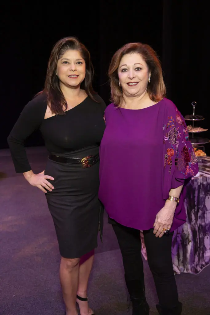 Marcy de Luna, Suzy Simons at Houston Methodist's The Society for Leading Medicine dinner at Houston Ballet Center for Dance. (Photo by Jenny Antill Clifton)