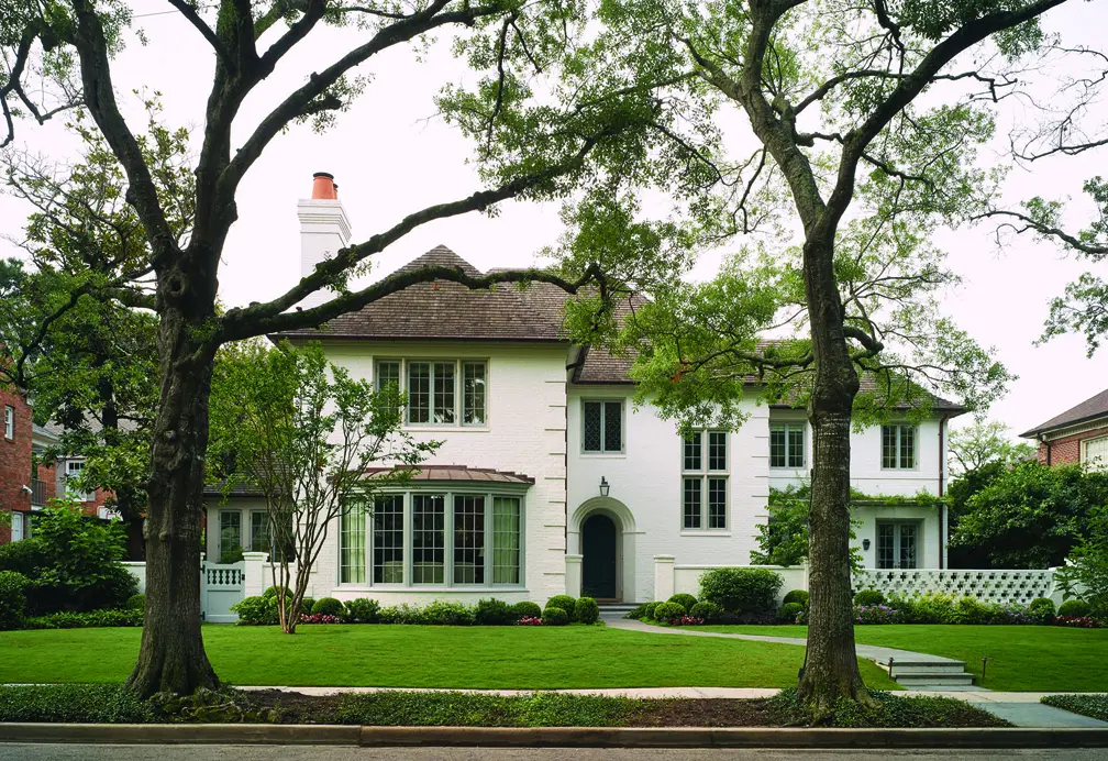 Winning Entry: Residential Architectural Design Over 3,500 Square Feet, Curtis & Windham Architects