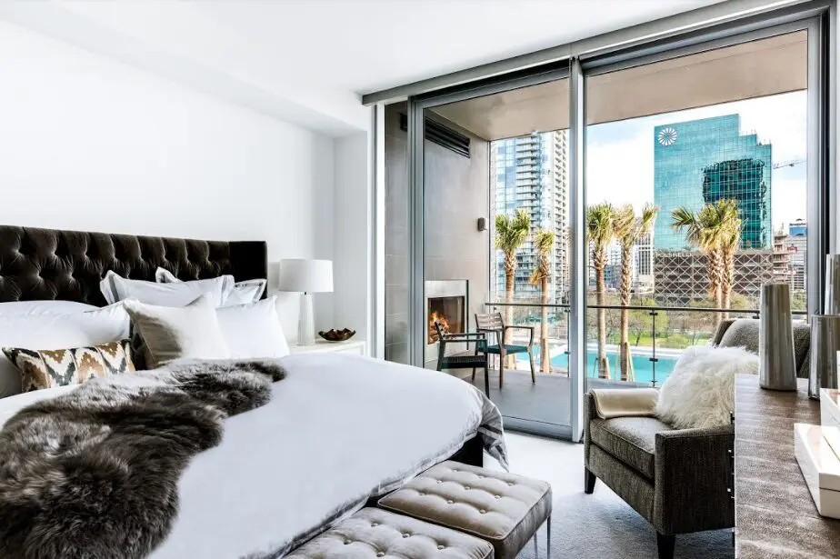 World-renowned French architect Jean-Michel Wilmotte is responsible for the design. 
