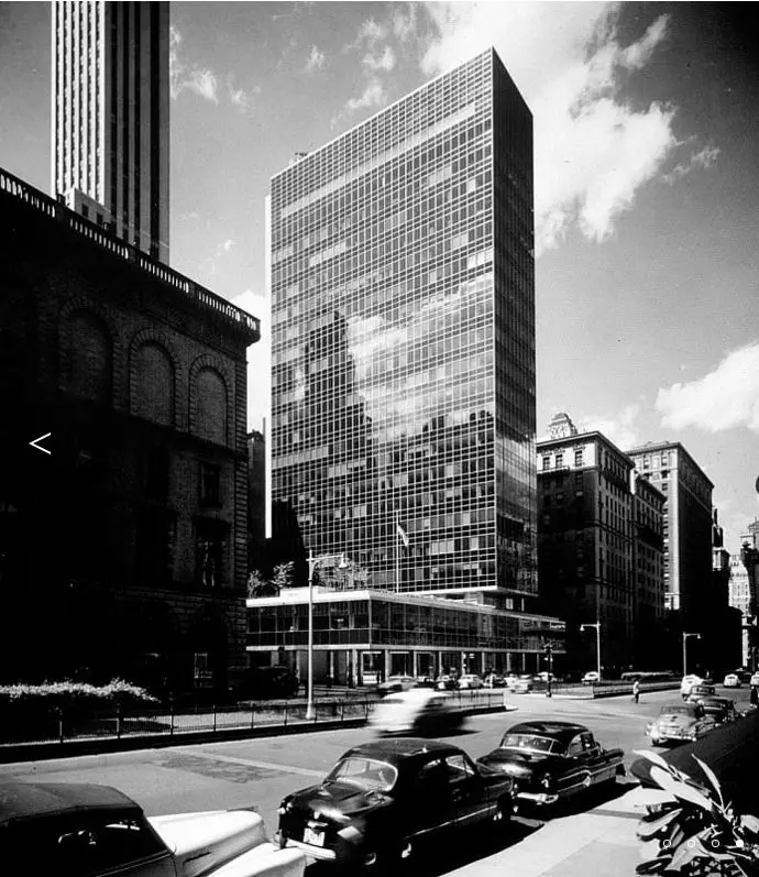 Skidmore, Owings & Merrill's Lever House, 1952, designed by architect Gordon Bunshaft. Lever House was the prototype for the Houston's Medical Towers, set to be the new Westin Houston Medical Center come 2020. (Photo copyright Ezra Stoller / Esto, courtesy SOM)
