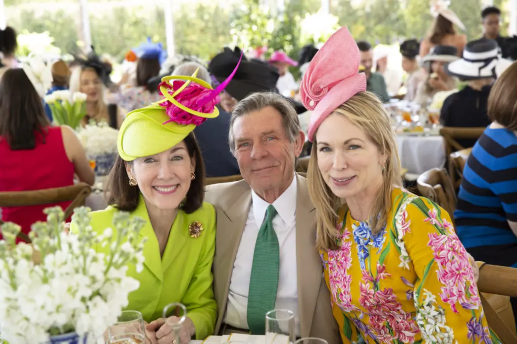 Susie Criner, Mack Fowler, Dr. Caroline Lavender at the Hermann Park Conservancy 2019 'Hats in the Park' luncheon. (Photo by Jenny Antill Clifton)