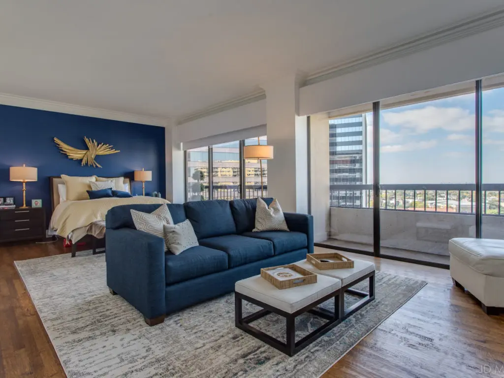 The 17th floor of The Warrington is a sight to behold. (Photo by Turtle Creek Association)